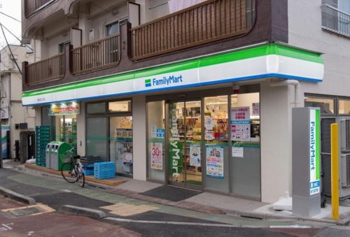 コンビニ　ファミリーマート 東中野五丁目店（コンビニ）まで261m