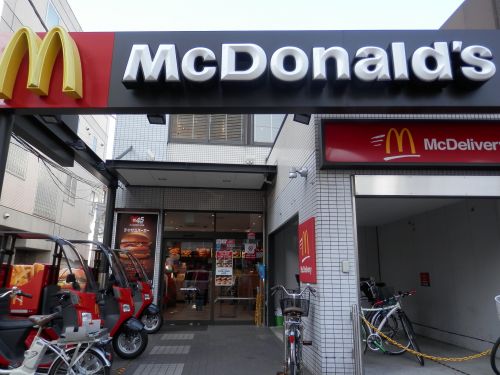 飲食店　マクドナルド 大島店（飲食店）まで215m