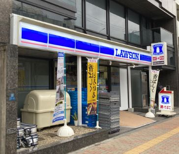 コンビニ　ローソン台東上野七丁目店（コンビニ）まで151m