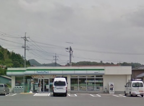 その他　ファミリーマート　雲南加茂店（その他）まで400m