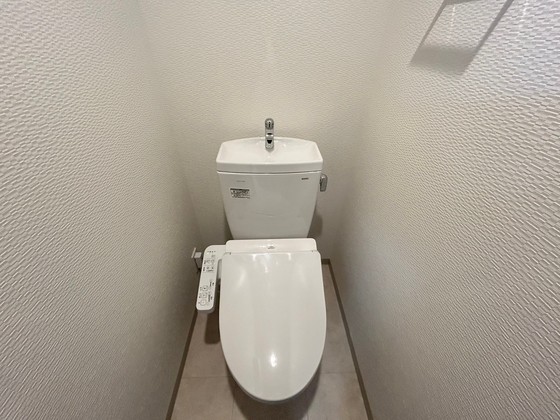 トイレ　※別部屋の写真です