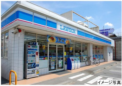 コンビニ　ローソン　ＪＲ奈良駅西店（コンビニ）まで444m