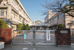 小学校　松ケ丘小学校（小学校）まで148m