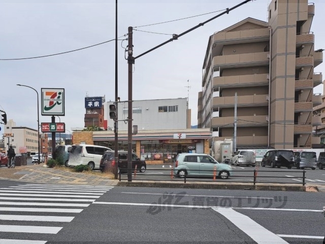 コンビニ　セブンイレブン奈良大宮町１丁目（コンビニ）まで200m