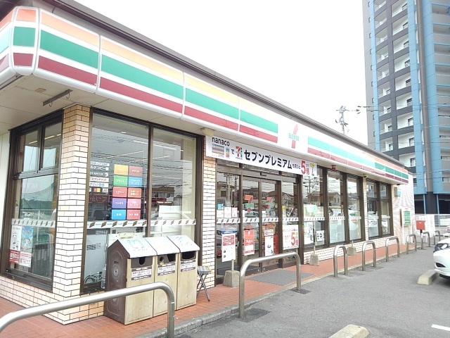 コンビニ　セブンイレブン花見東７丁目店（コンビニ）まで450m