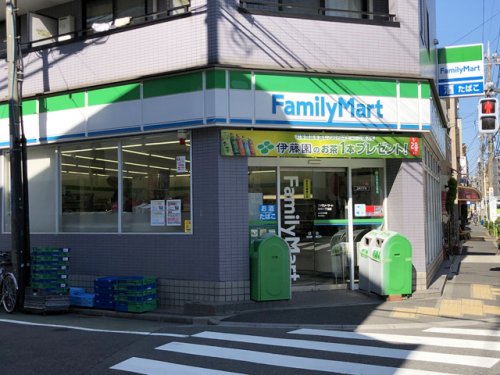 コンビニ　ファミリーマート 蓮根二丁目店（コンビニ）まで157m