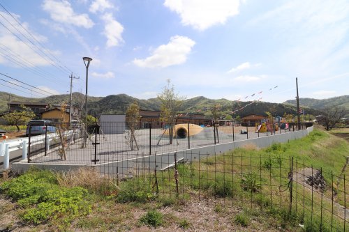 幼稚園・保育園　幼保連携型認定こども園旭幼稚園（幼稚園・保育園）まで1836m