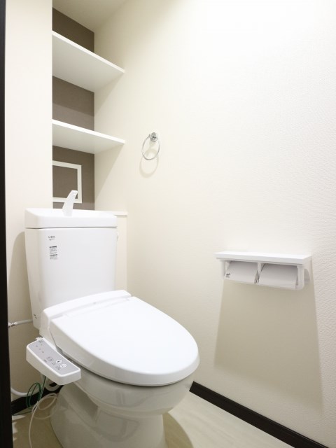 トイレ　※同物件別部屋参考画像