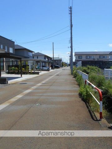 その他　前面道路（その他）まで0m