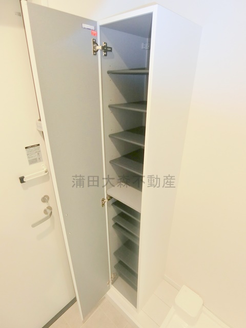 その他設備　玄関収納
