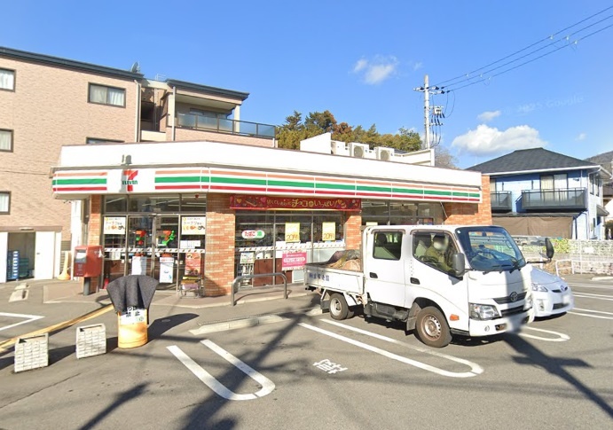 コンビニ　セブンイレブン 宝塚宮の町店（コンビニ）まで216m