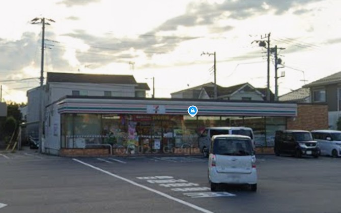 コンビニ　セブンイレブン新鎌ケ谷3丁目店（コンビニ）まで681m