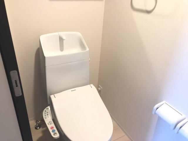 トイレ　シャワー付トイレ