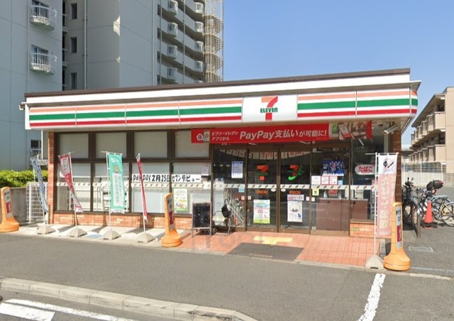 コンビニ　セブンイレブン　豊中東寺内町店（コンビニ）まで818m