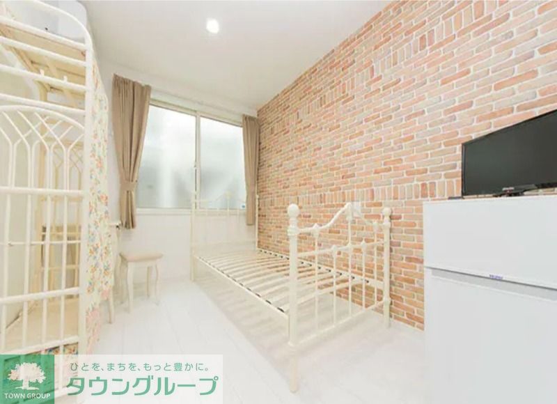 TOKYOβ下井草1 1棟貸しの居間写真