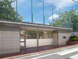 小学校　練馬区立開進第三小学校（小学校）まで567m