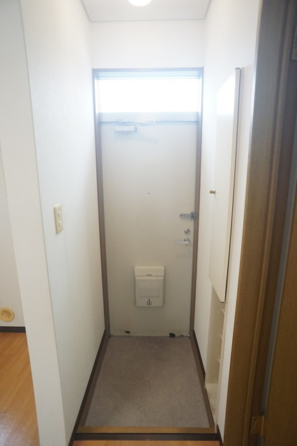 玄関　玄関室内