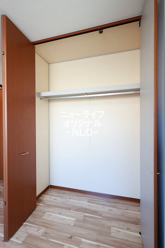 収納　天井高を活かしたハンガーパイプ付きクローゼット☆