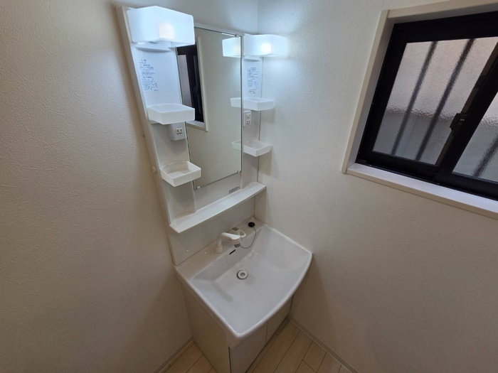 南区久世殿城町貸家の内装写真