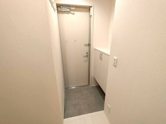 玄関　※別部屋の写真です