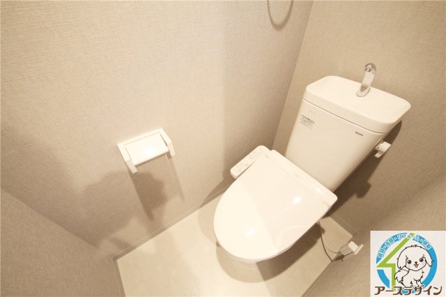 CRASTINE魚住町のトイレ写真