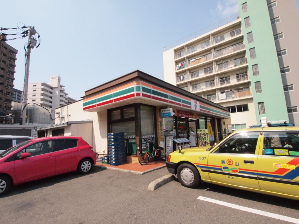 コンビニ　セブンイレブン 小倉三萩野2丁目店（コンビニ）まで354m