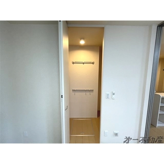 収納　ウォークインクローゼット