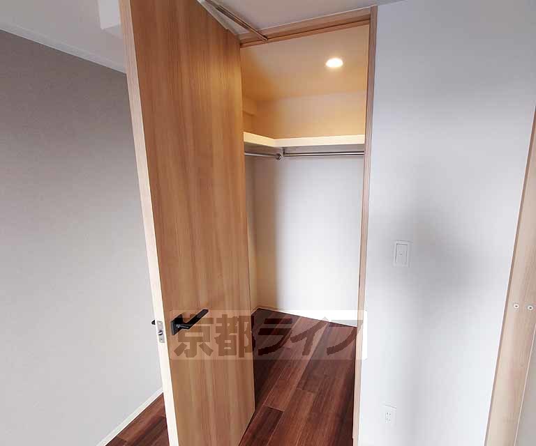 収納　ウォークインクローゼット