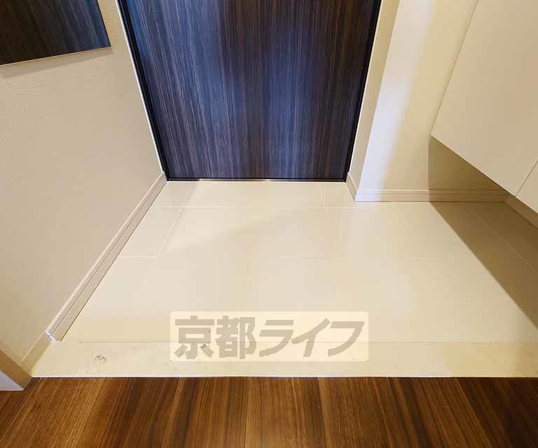 玄関　靴収納つきの玄関