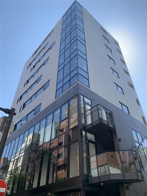 建物外観　最寄り駅より徒歩4分　ンターネット使用料無料　見た目の良い物