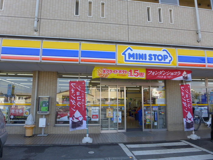 コンビニ　ミニストップ（コンビニ）まで100m