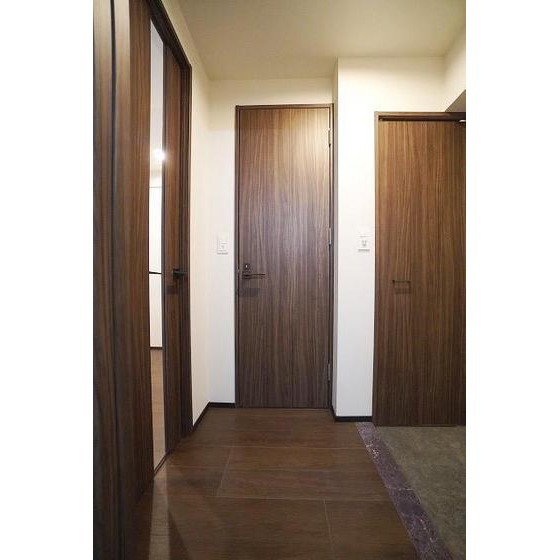 玄関　※別部屋画像・現況優先