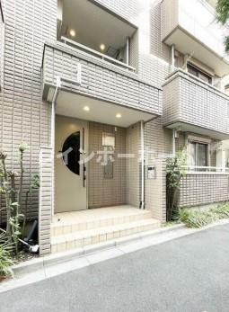 ＪＲ常磐線 南千住駅 徒歩10分 3階建 築18年の外観写真