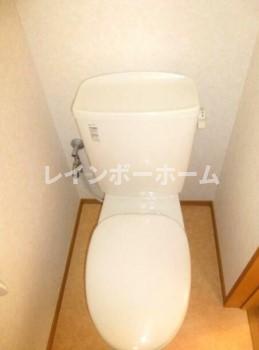 ＪＲ常磐線 南千住駅 徒歩10分 3階建 築18年のトイレ写真