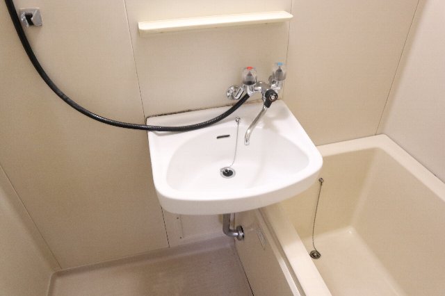 洗面設備　コンパクトで使いやすい洗面所