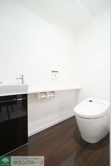 六本木エムケイアートレジデンスのトイレ写真