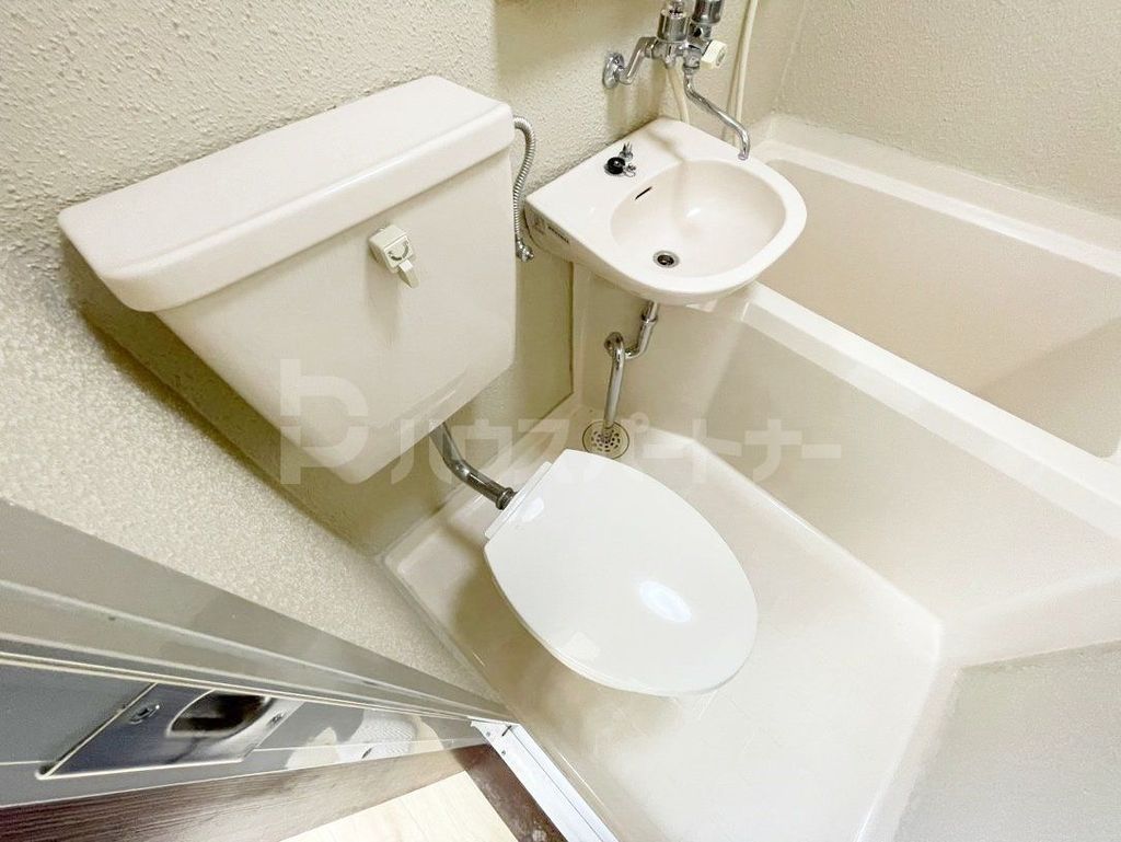 ヴィラ・セーヌのトイレ写真