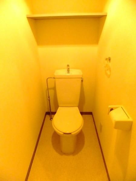 林マンションのトイレ写真