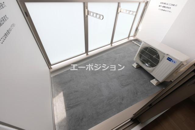 バルコニー　セレニテ難波ミラク参番館