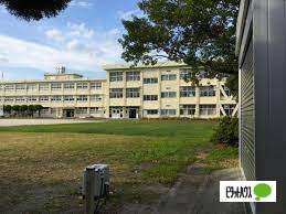 小学校　春日井市立白山小学校（小学校）まで741m