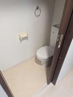 福島区福島8丁目戸建てのトイレ写真