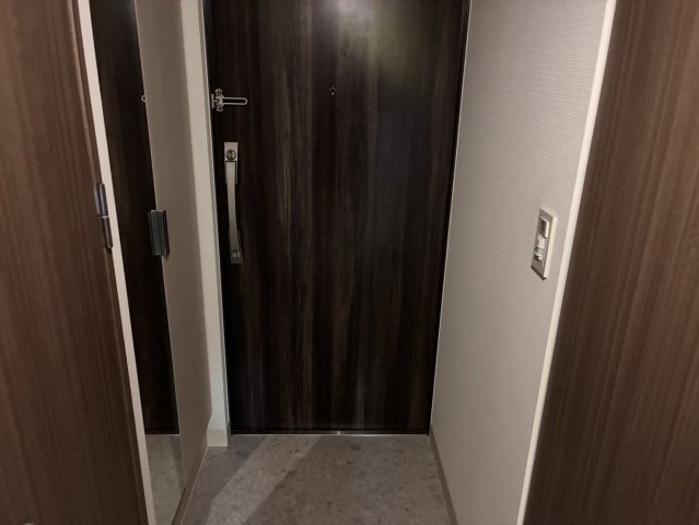 M-Luxe丸の内の玄関写真