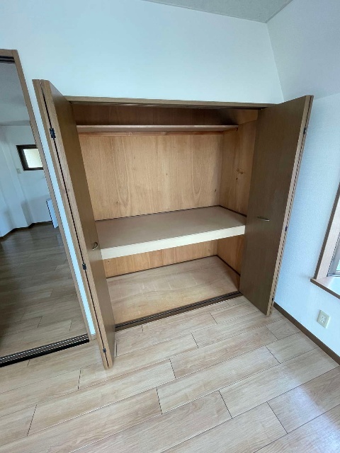 収納　※同物件別号室の参考写真です。