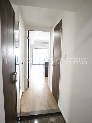 地下鉄空港線 大濠公園駅 徒歩9分 9階建 築7年の玄関写真
