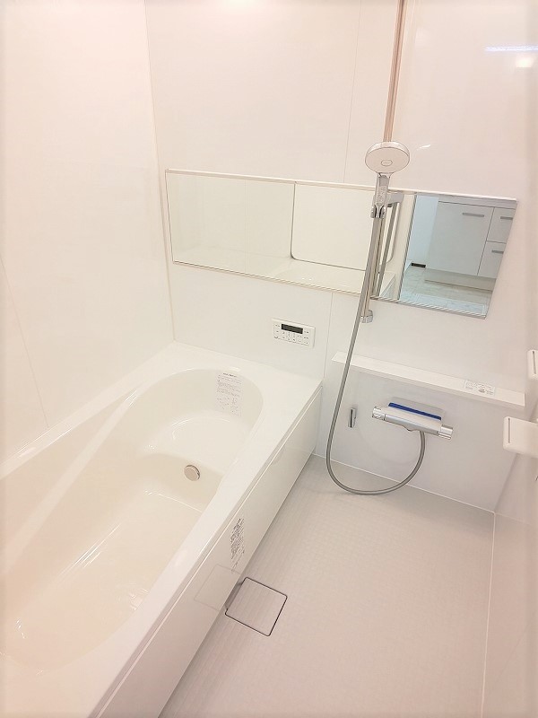 メゾンソレイルの風呂写真