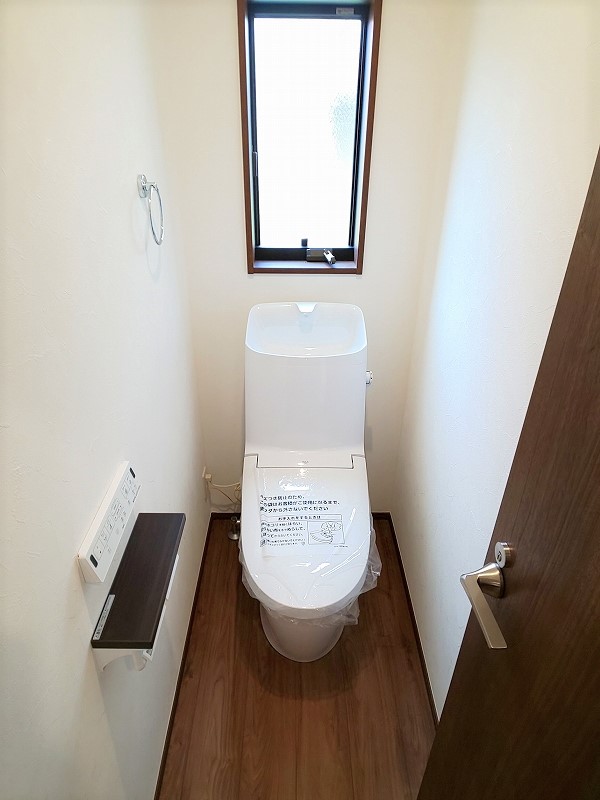 メゾンソレイルのトイレ写真