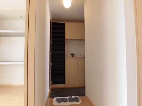 玄関　玄関・大型下駄箱