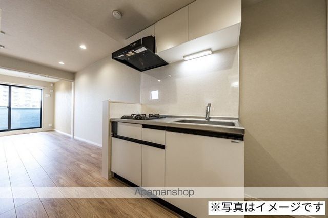 ＪＲ常磐線 綾瀬駅 徒歩10分 3階建 新築のキッチン写真