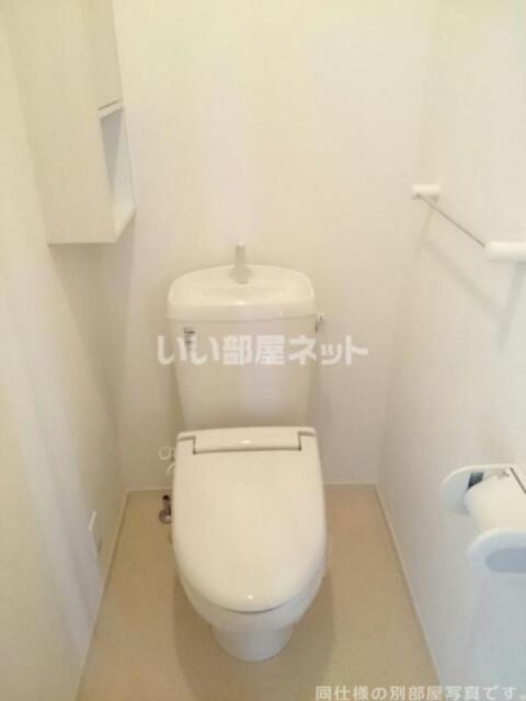 ディア・フィオーレIIのトイレ写真