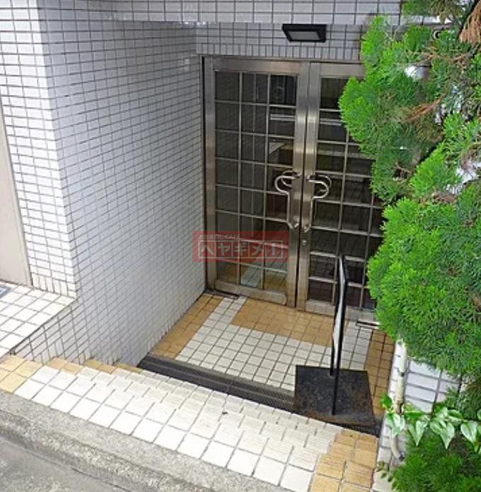 ロビー　庭